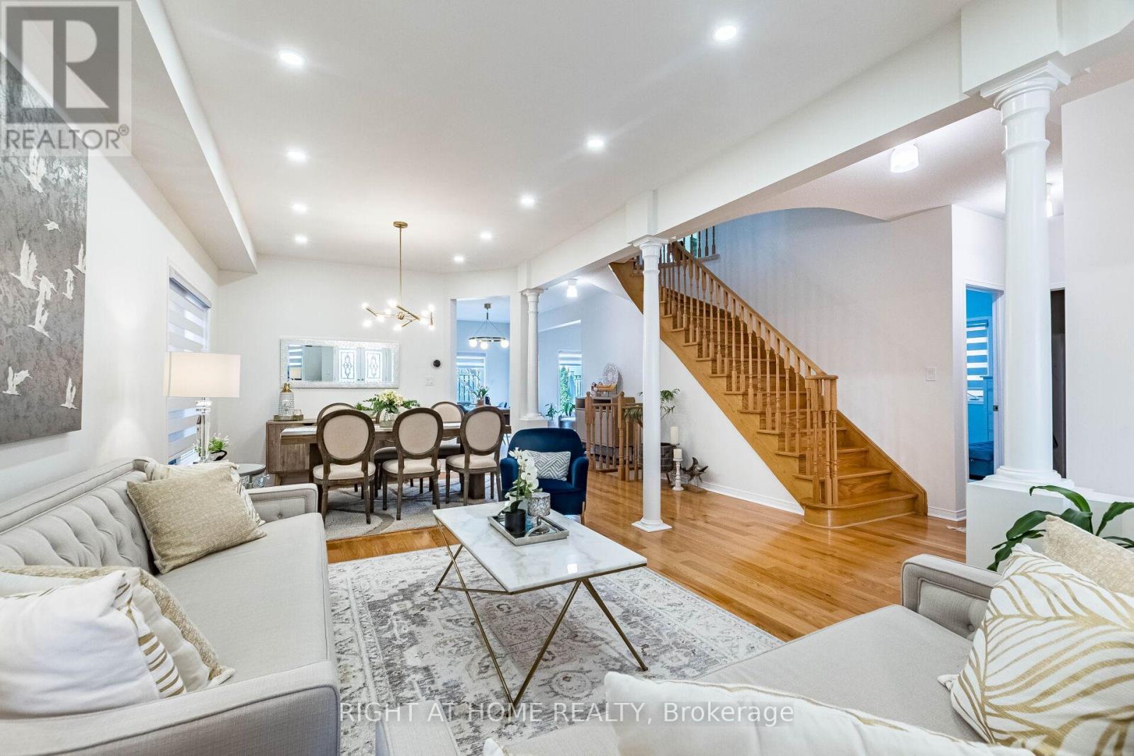 789 Stargazer Drive, Mississauga (East Credit), Ontario  L5V 0C1 - Photo 5 - W12876378