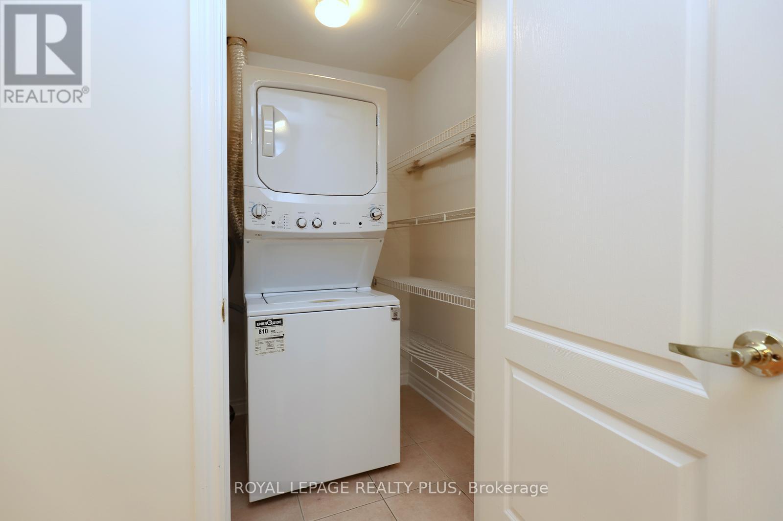 215 - 3351 Cawthra Road, Mississauga (Applewood), Ontario  L5A 4N5 - Photo 24 - W12876388