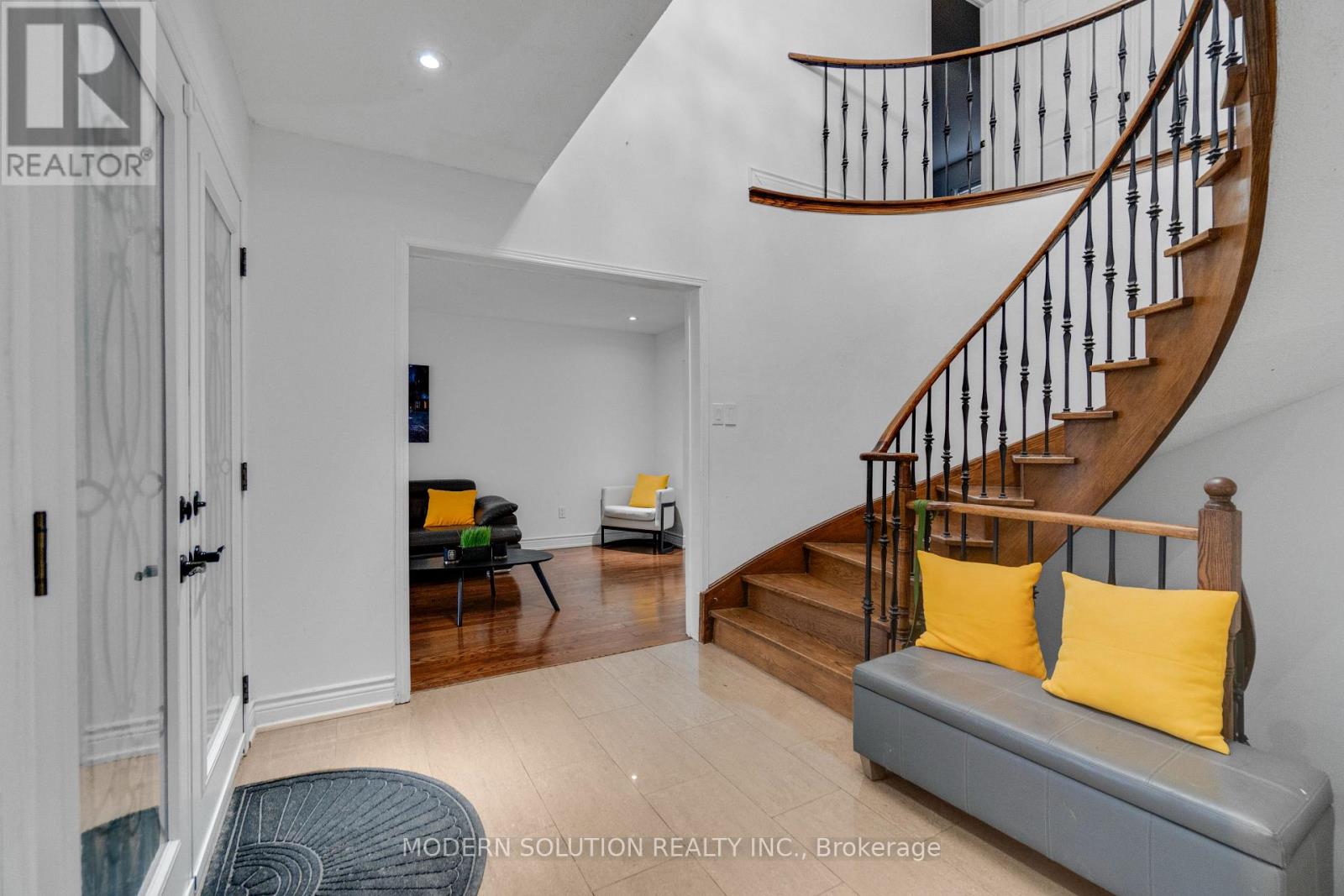 438 Ojibway Trail, Mississauga (Hurontario), Ontario  L4Z 3B5 - Photo 5 - W12876426