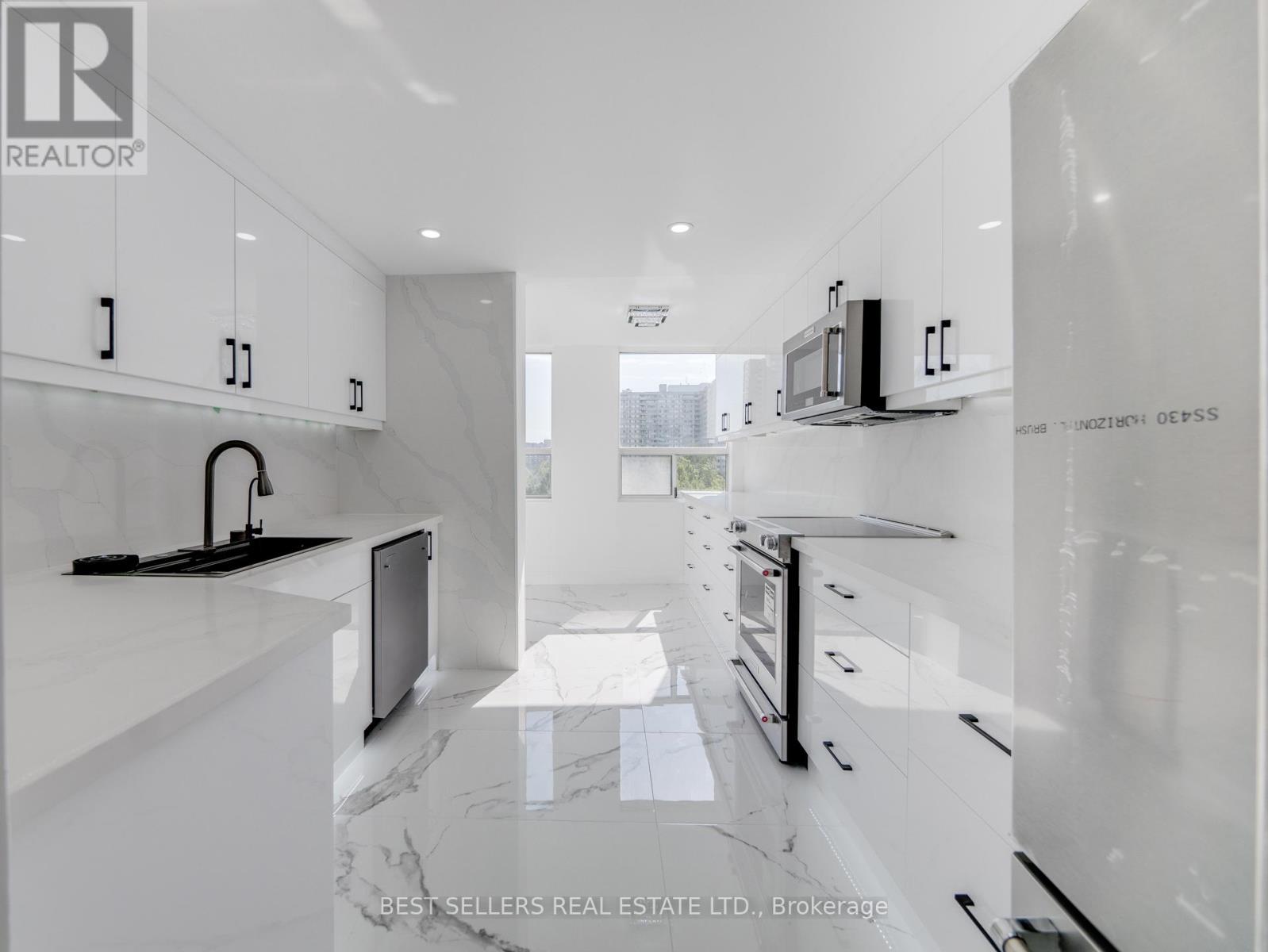 601 - 3650 Kaneff Crescent, Mississauga (Mississauga Valleys), Ontario  L5A 4A1 - Photo 19 - W12876450