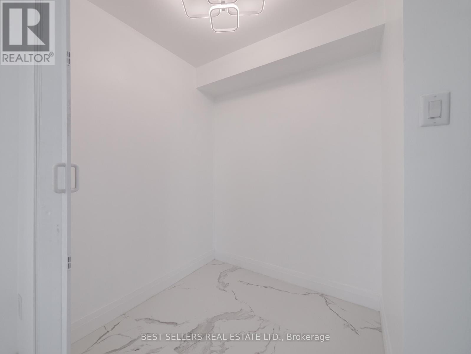 601 - 3650 Kaneff Crescent, Mississauga (Mississauga Valleys), Ontario  L5A 4A1 - Photo 33 - W12876450