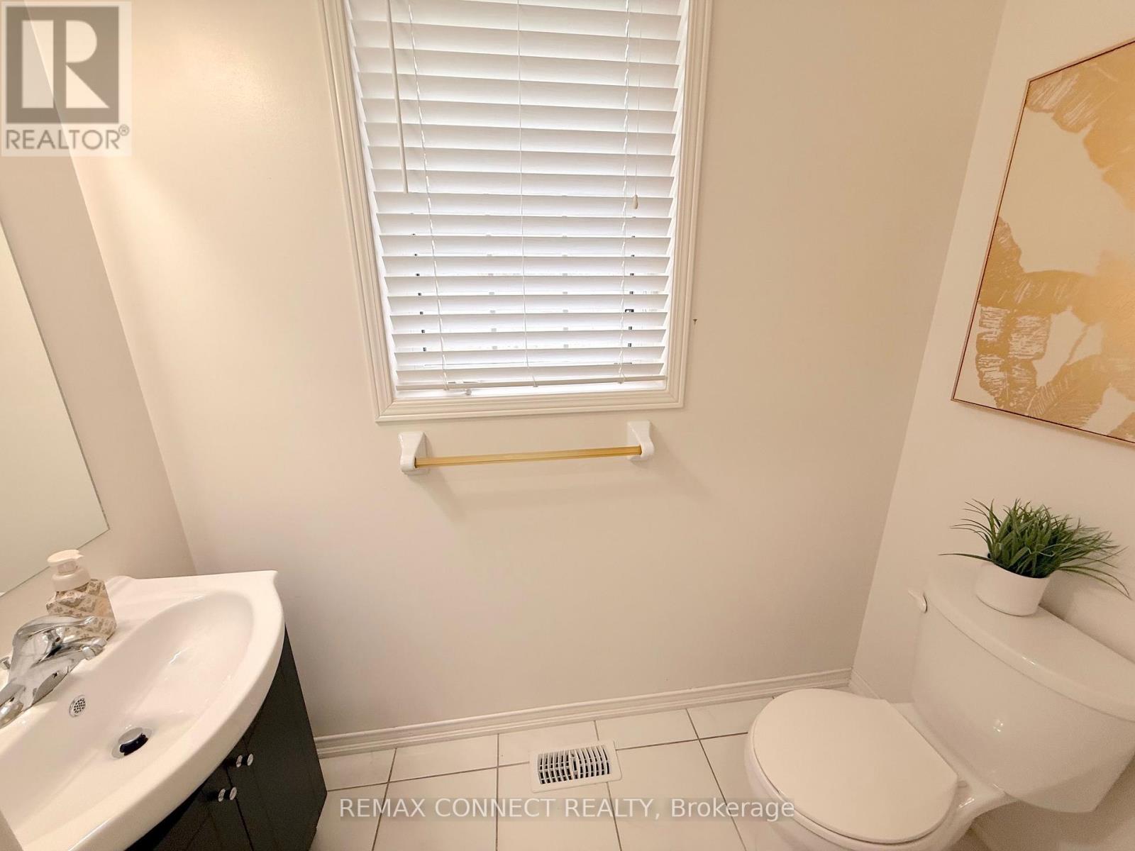 174 Sussexvale Drive, Brampton, Ontario  L6R 3R1 - Photo 23 - W12876470