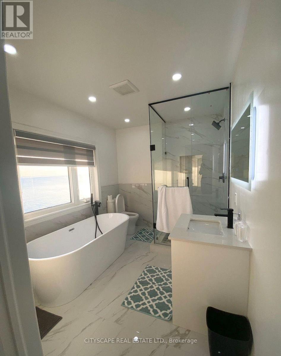 48 Seabreeze Crescent, Hamilton (Lakeshore), Ontario  L8E 5C8 - Photo 18 - X12876368