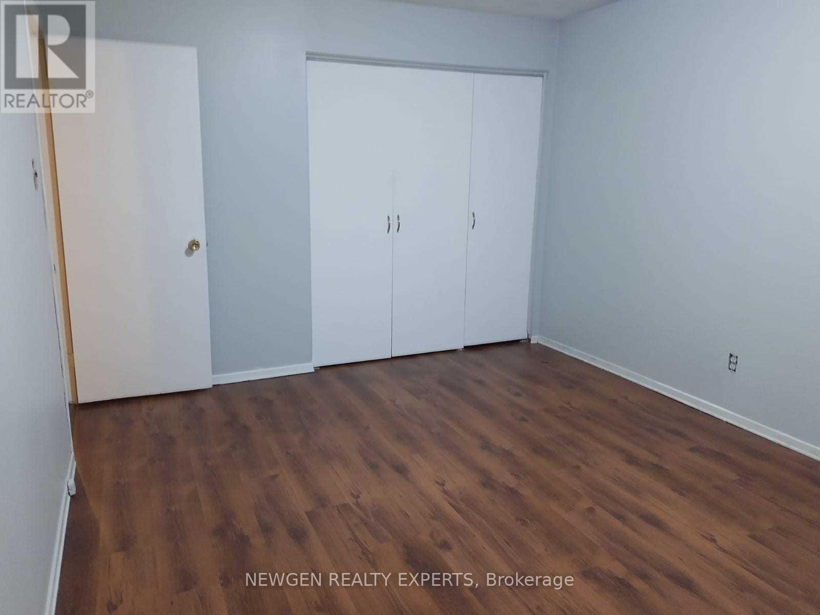 264 Laurentian Drive, Kitchener, Ontario  N2E 2B6 - Photo 13 - X12876424