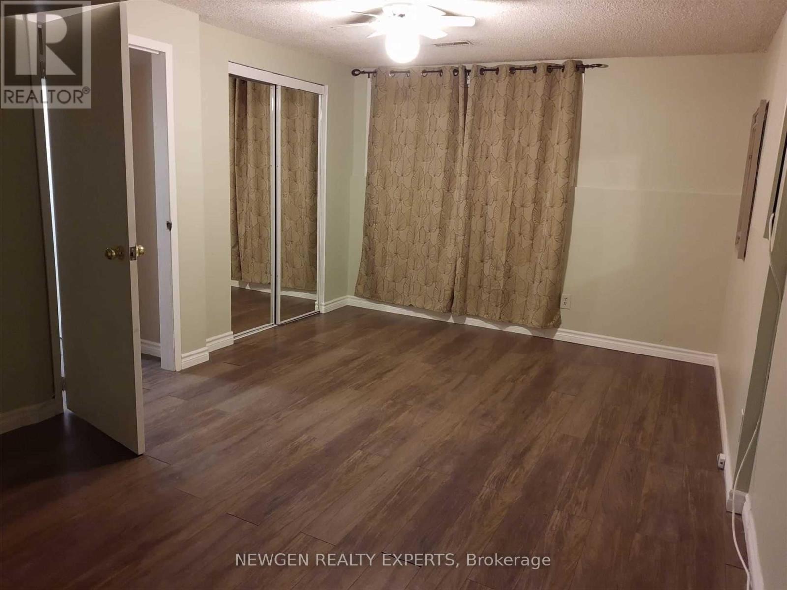 264 Laurentian Drive, Kitchener, Ontario  N2E 2B6 - Photo 19 - X12876424