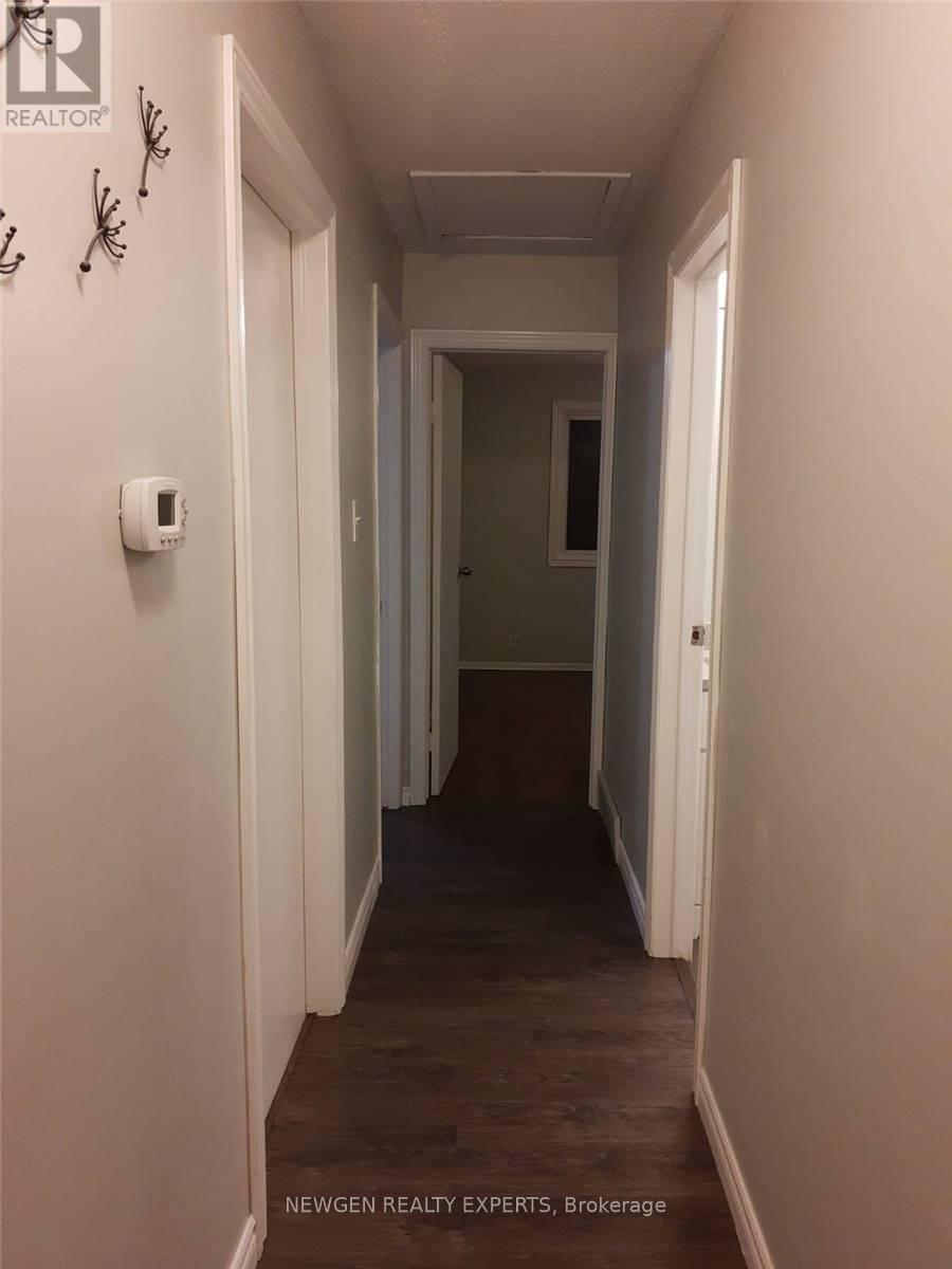 264 Laurentian Drive, Kitchener, Ontario  N2E 2B6 - Photo 9 - X12876424