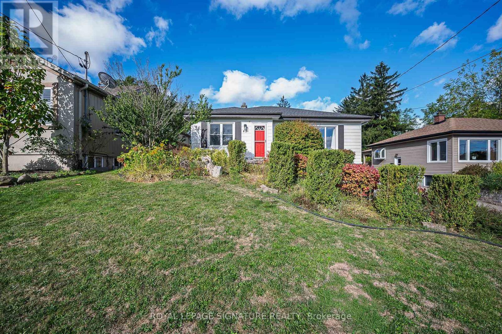 43 Lake Avenue N, Hamilton (Riverdale), Ontario  L8E 1L2 - Photo 3 - X12876464