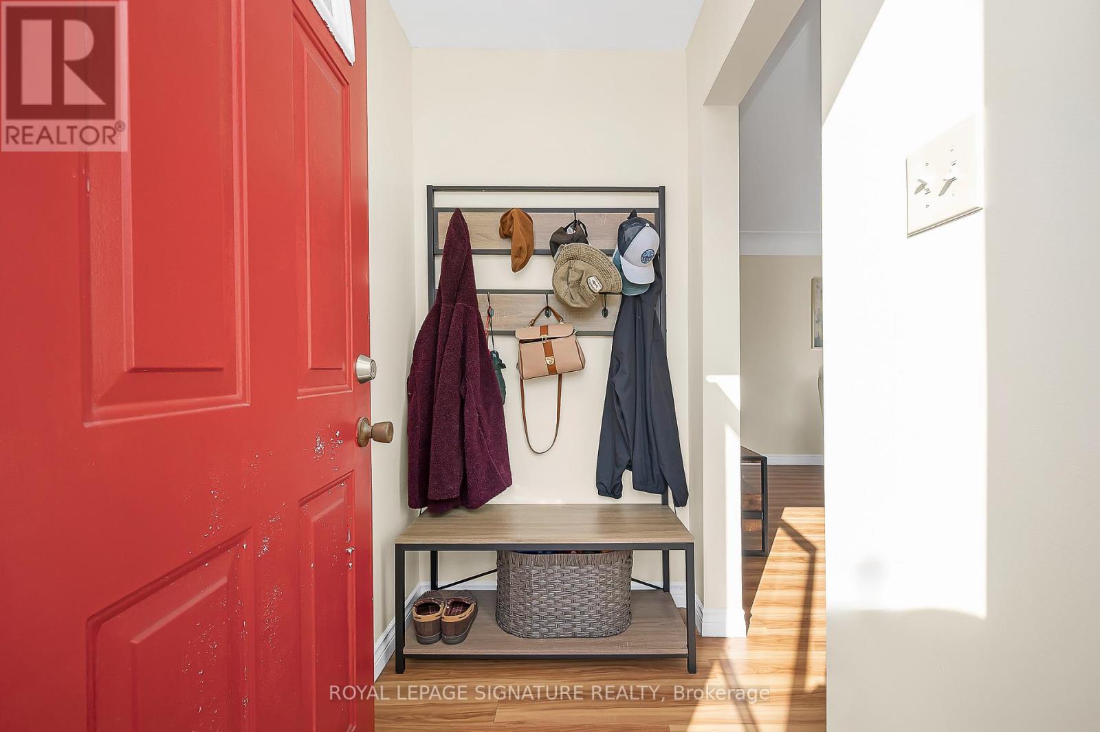 43 Lake Avenue N, Hamilton (Riverdale), Ontario  L8E 1L2 - Photo 5 - X12876464