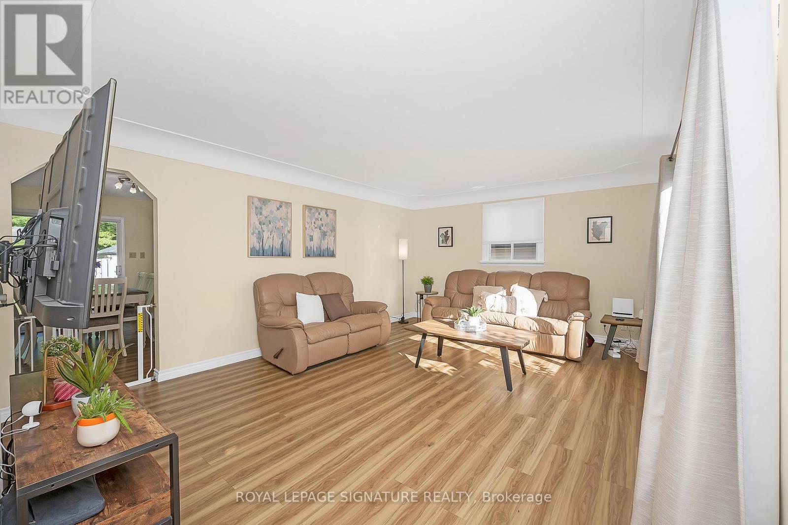 43 Lake Avenue N, Hamilton (Riverdale), Ontario  L8E 1L2 - Photo 7 - X12876464