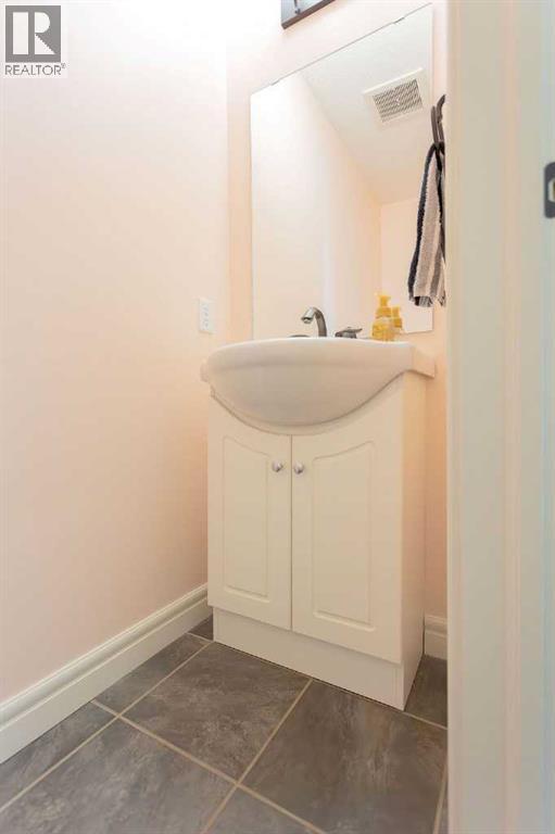 822 28 Street, Wainwright, Alberta  T9W 0A7 - Photo 13 - A2292678