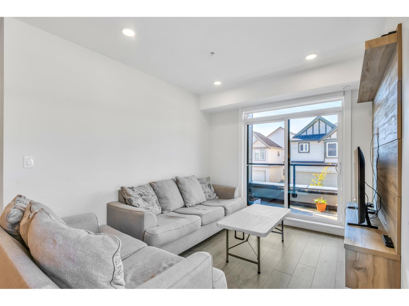 212 14818 60 Avenue, Surrey, British Columbia  V3S 0B5 - Photo 5 - R3092528