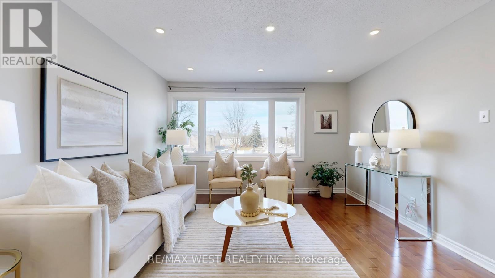 113 Kingswood Drive N, Brampton, Ontario  L6V 2X5 - Photo 6 - W12875958