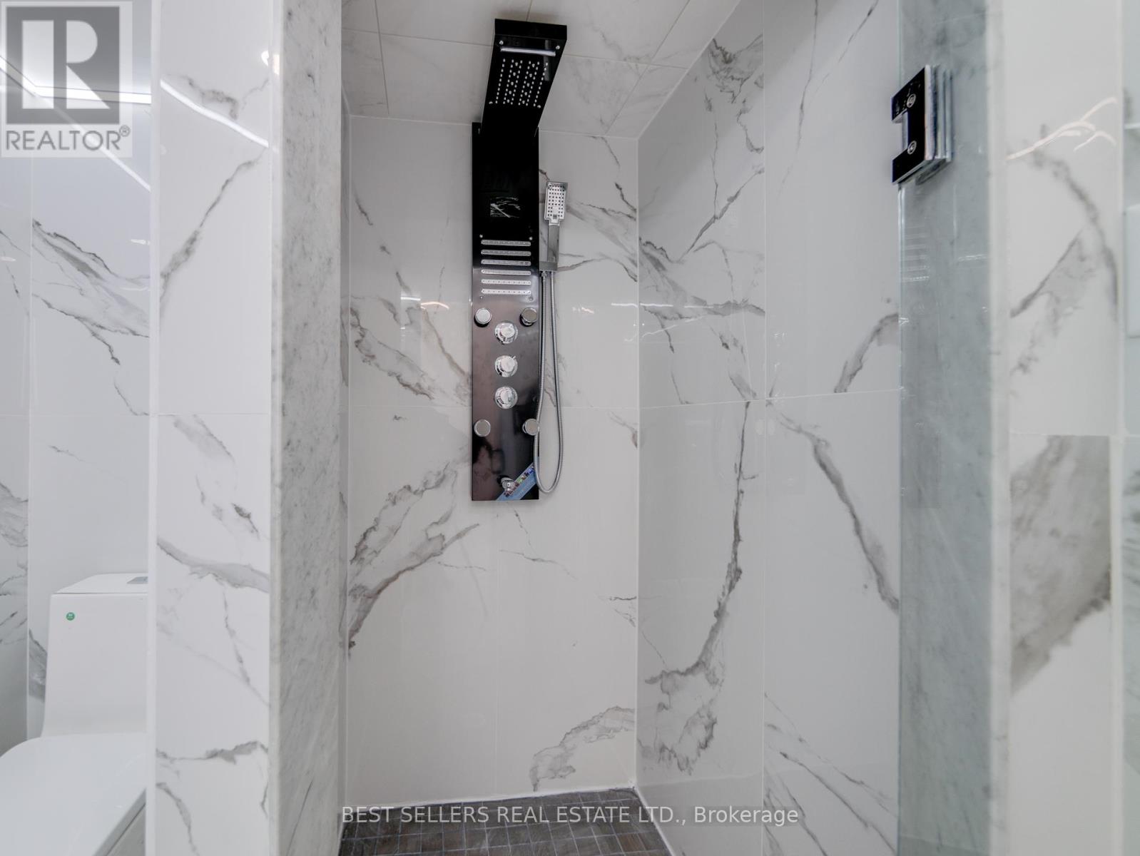 601 - 3650 Kaneff Crescent, Mississauga, Ontario  L5A 4A1 - Photo 35 - W12876206