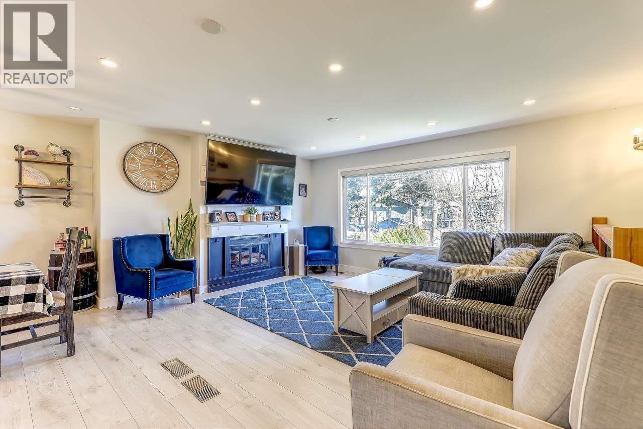 5007 60a Street, Ladner, British Columbia  V4K 3K6 - Photo 8 - R3097967