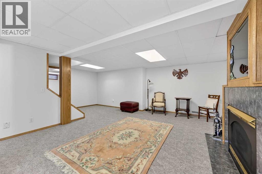 68 Hawkland Circle Nw, Calgary, Alberta  T3G 3R3 - Photo 34 - A2292183