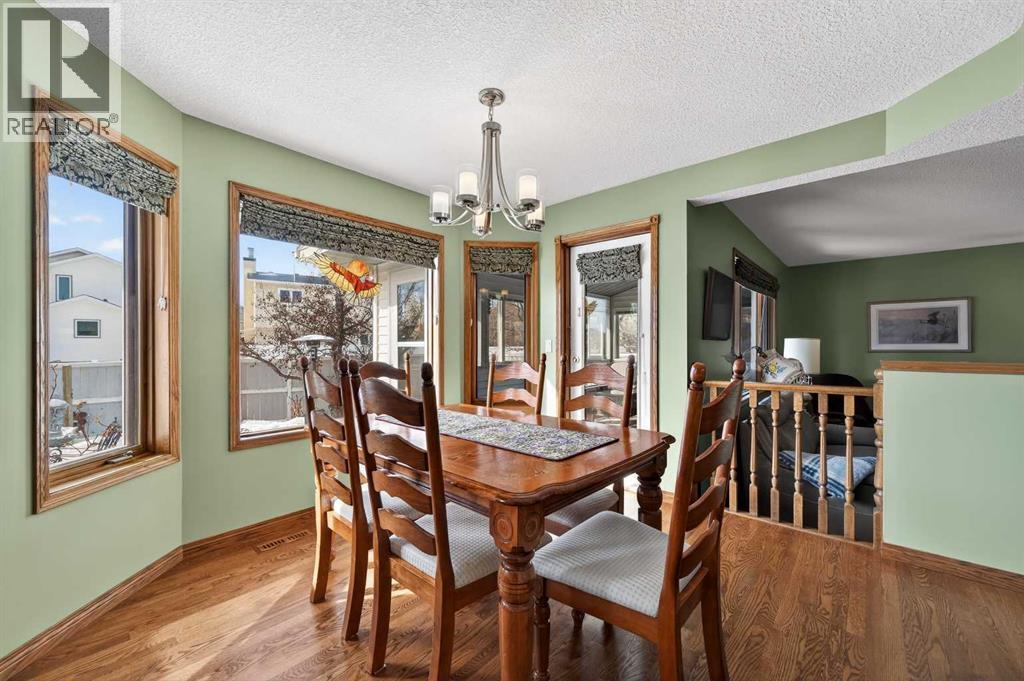 68 Hawkland Circle Nw, Calgary, Alberta  T3G 3R3 - Photo 13 - A2292183