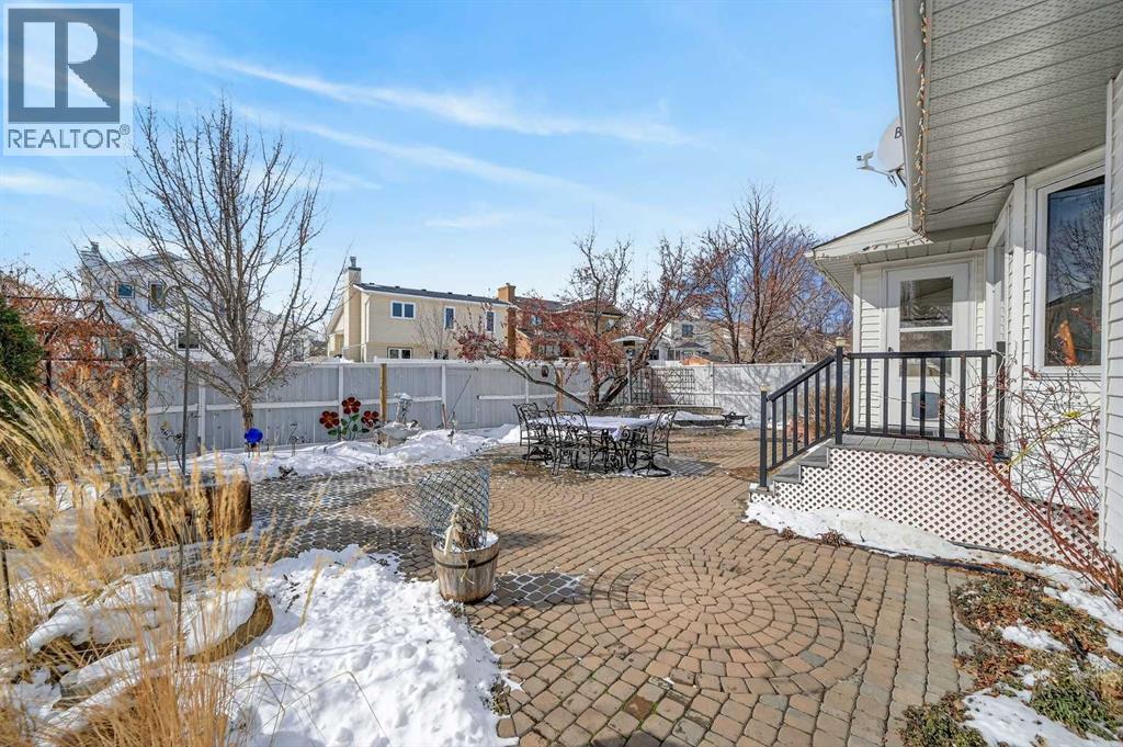 68 Hawkland Circle Nw, Calgary, Alberta  T3G 3R3 - Photo 40 - A2292183