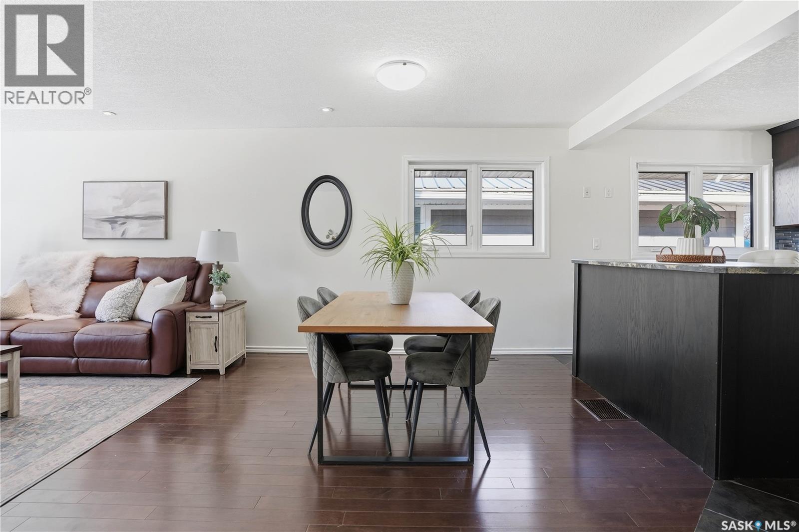 45 Gardiner Avenue, Regina, Saskatchewan  S4S 4P5 - Photo 4 - SK030177