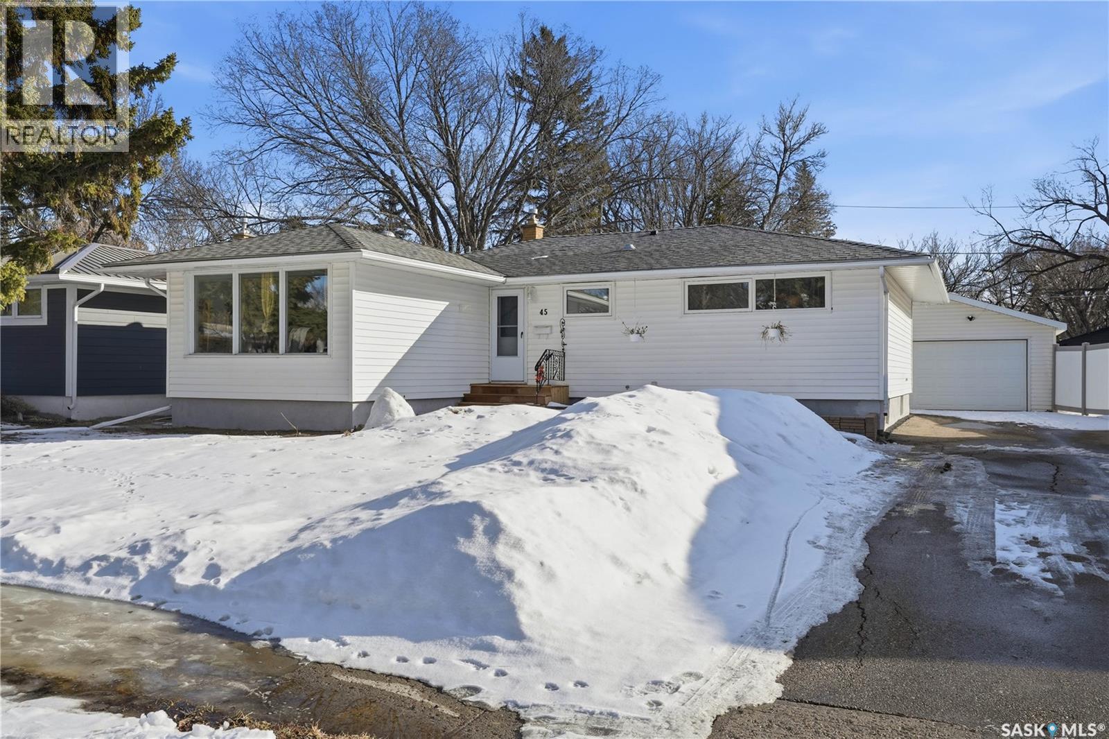 45 Gardiner Avenue, Regina, Saskatchewan  S4S 4P5 - Photo 46 - SK030177