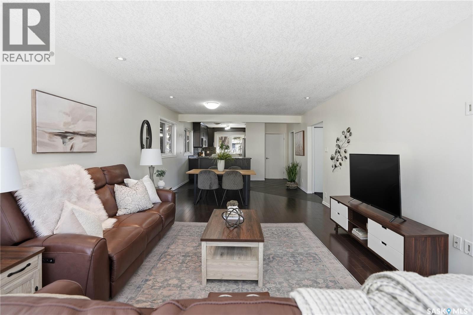 45 Gardiner Avenue, Regina, Saskatchewan  S4S 4P5 - Photo 8 - SK030177