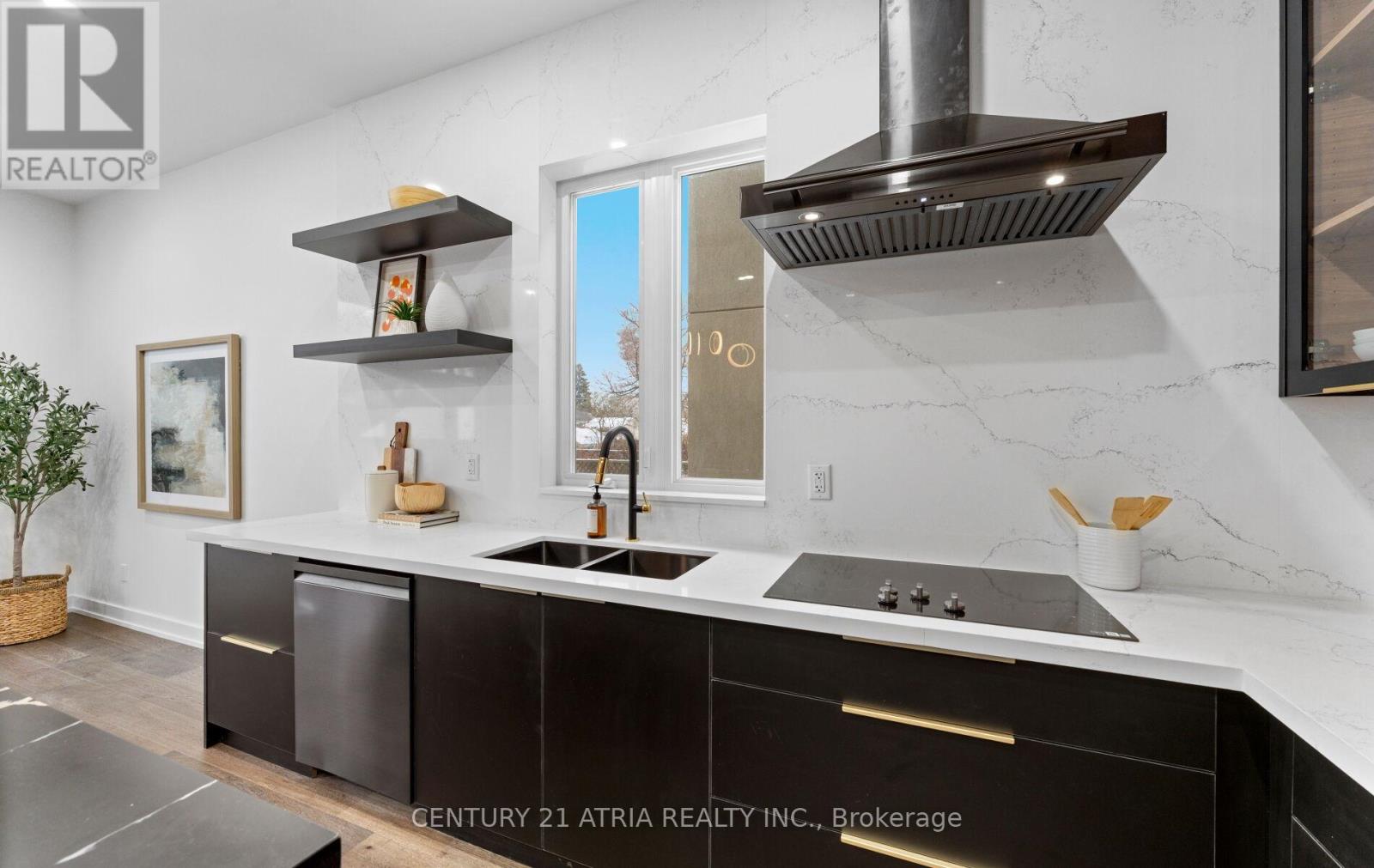 65 Crewe Avenue, Toronto, Ontario  M4C 2J2 - Photo 15 - E12875270