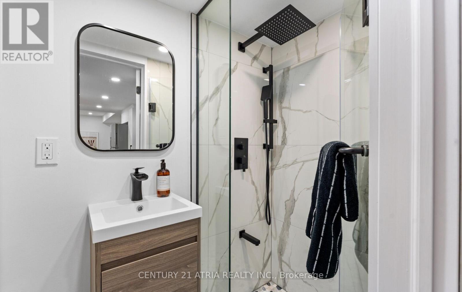 65 Crewe Avenue, Toronto, Ontario  M4C 2J2 - Photo 41 - E12875270