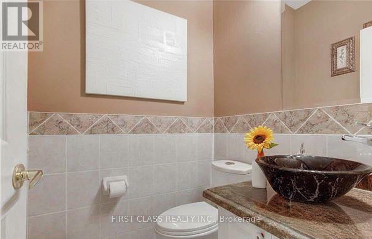 333 Weldrick Road E, Richmond Hill, Ontario  L4C 8L6 - Photo 7 - N12712036