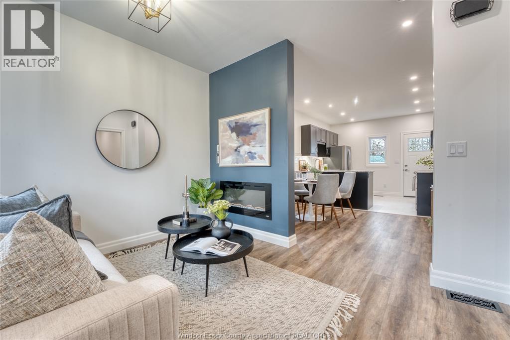 434 Grove Street, Windsor, Ontario  N9A 6G2 - Photo 4 - 26005243