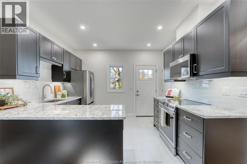 434 Grove Street, Windsor, Ontario  N9A 6G2 - Photo 11 - 26005243