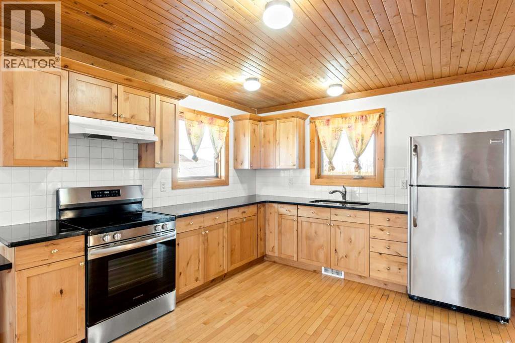 2018 24 Avenue, Didsbury, Alberta  T0M 0W0 - Photo 13 - A2282500