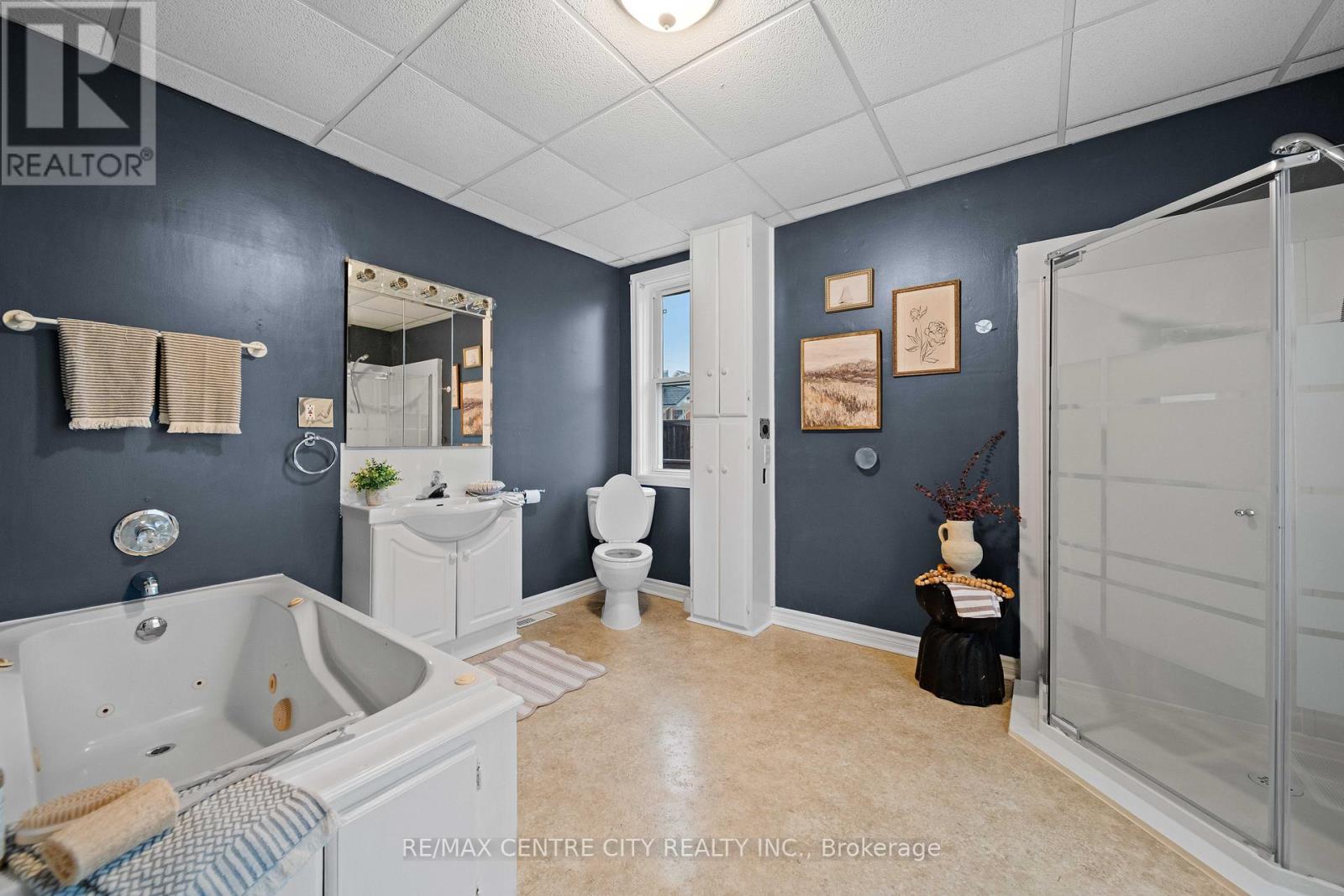 Photo 20 of 49 for 65 King Street