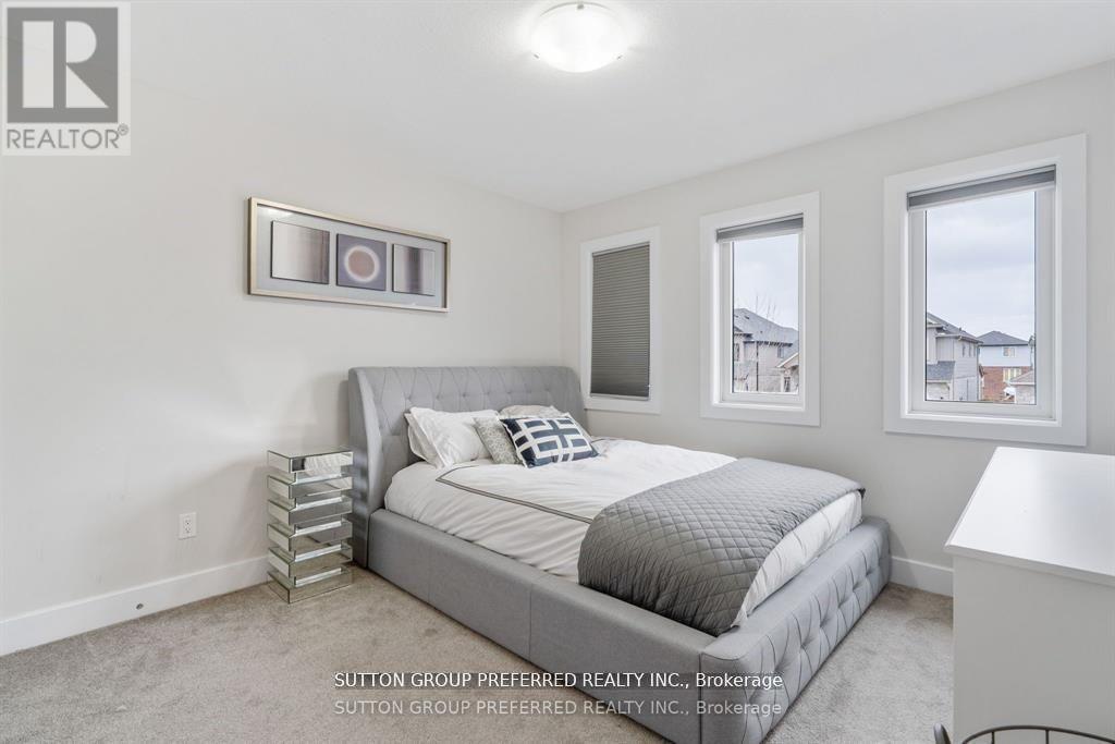 2058 Wateroak Drive, London North, Ontario  N6G 0P9 - Photo 27 - X12876600