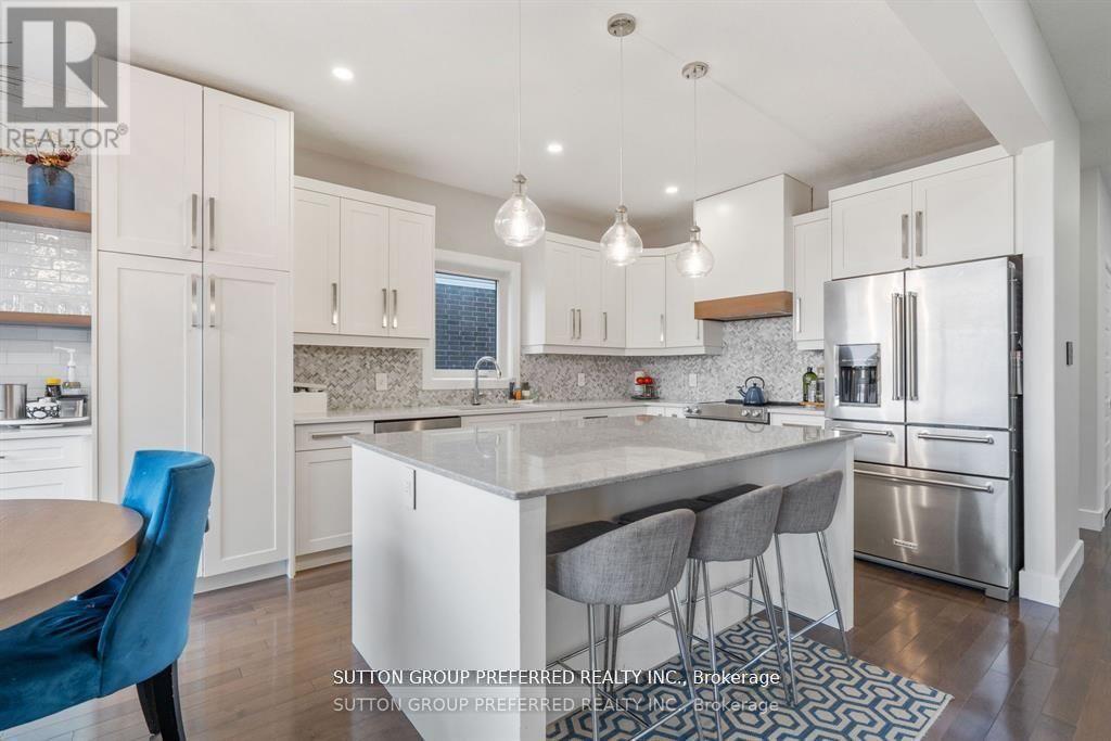 2058 Wateroak Drive, London North, Ontario  N6G 0P9 - Photo 6 - X12876600