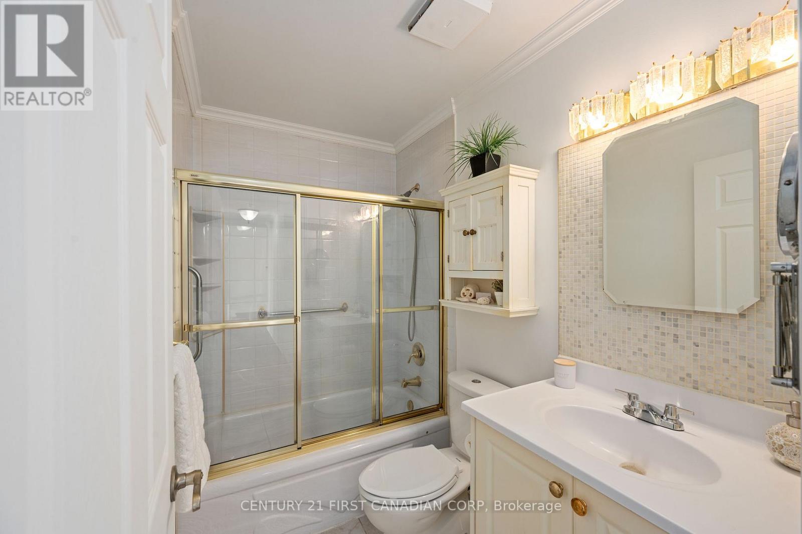 Photo 14 of 23 for 317 - 2230 Trafalgar Street