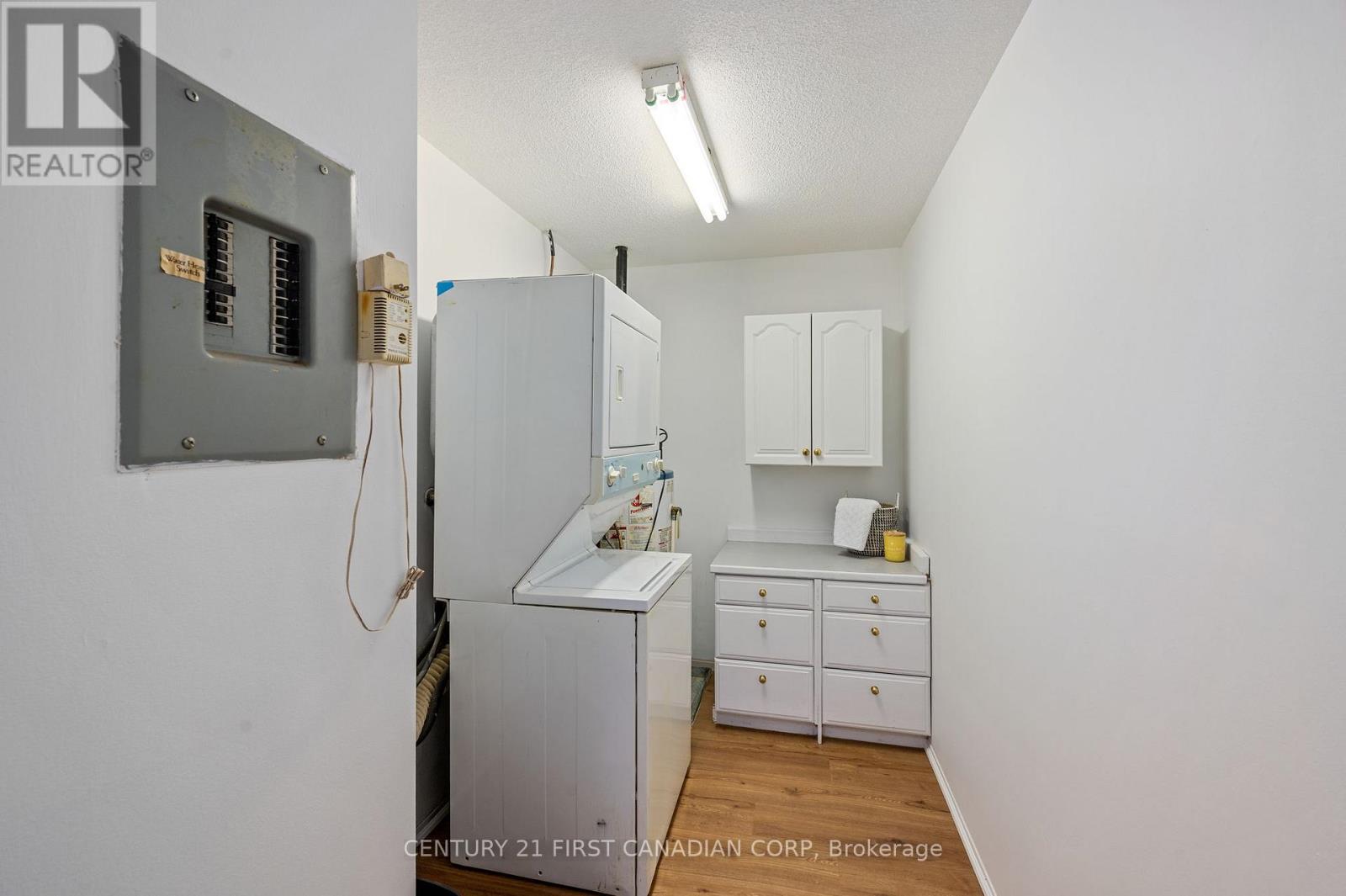 Photo 16 of 23 for 317 - 2230 Trafalgar Street