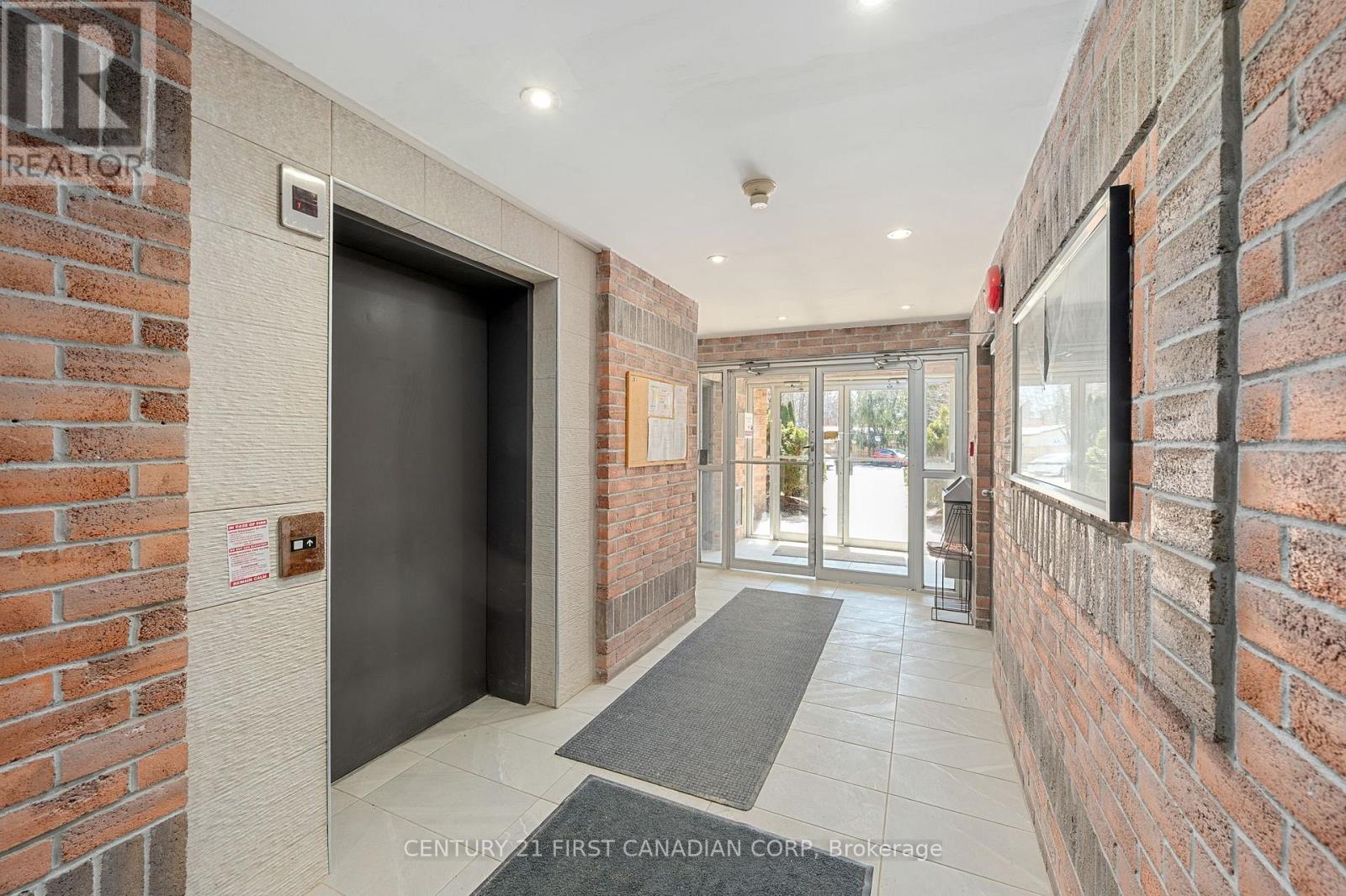 Photo 2 of 23 for 317 - 2230 Trafalgar Street