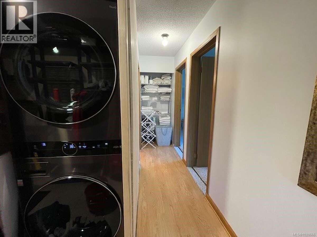 308 695 Castle Crag Cres, Courtenay, British Columbia  V9J 1L0 - Photo 10 - 1028666