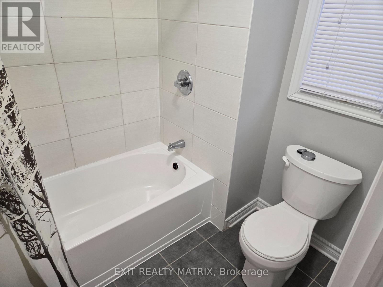 717 Hazelnut Crescent, Ottawa, Ontario  K1T 0K3 - Photo 13 - X12876614