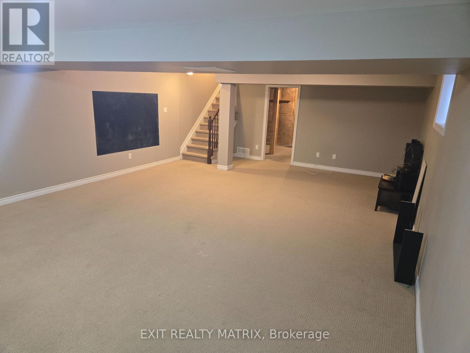 717 Hazelnut Crescent, Ottawa, Ontario  K1T 0K3 - Photo 22 - X12876614