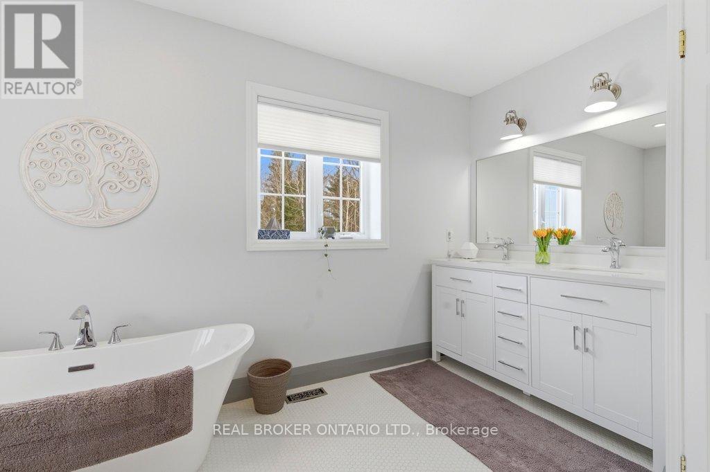 1585 Beckett's Creek Road, Ottawa, Ontario  K4C 1C8 - Photo 25 - X12876650