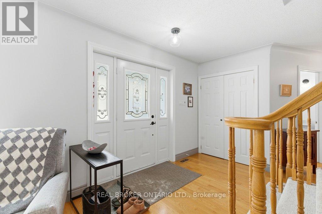 1585 Beckett's Creek Road, Ottawa, Ontario  K4C 1C8 - Photo 5 - X12876650