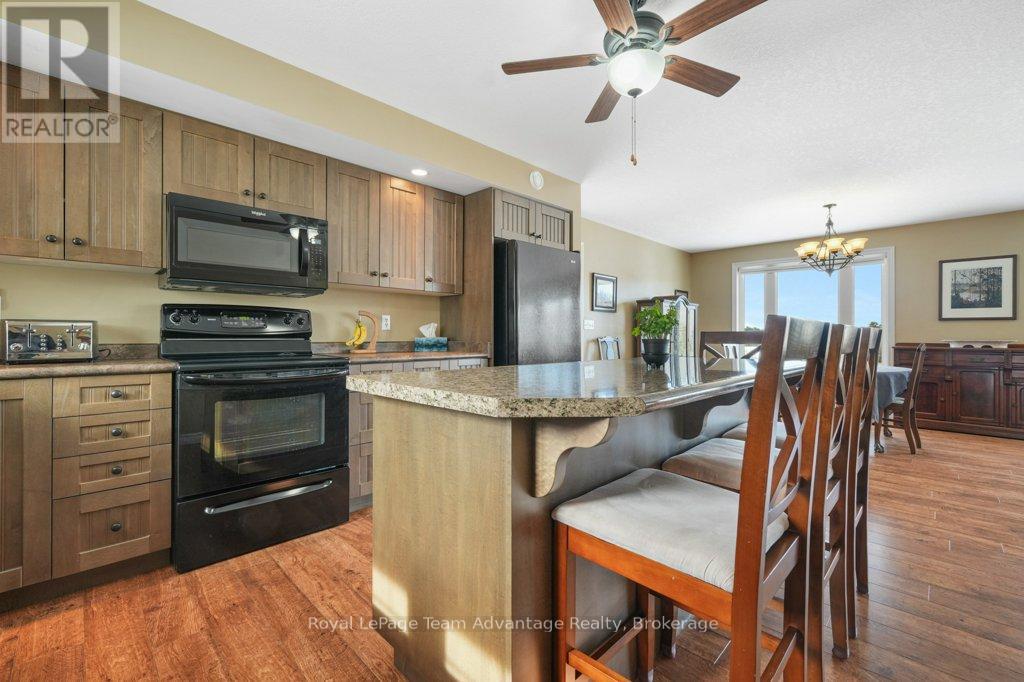 520 Star Lake Road, Seguin, Ontario  P2A 1J0 - Photo 10 - X12860844