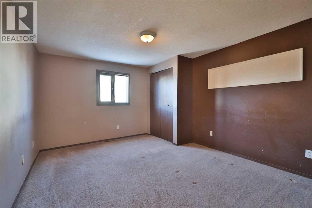 221 N 250 E, Raymond, Alberta  T0K 2S0 - Photo 25 - A2292231