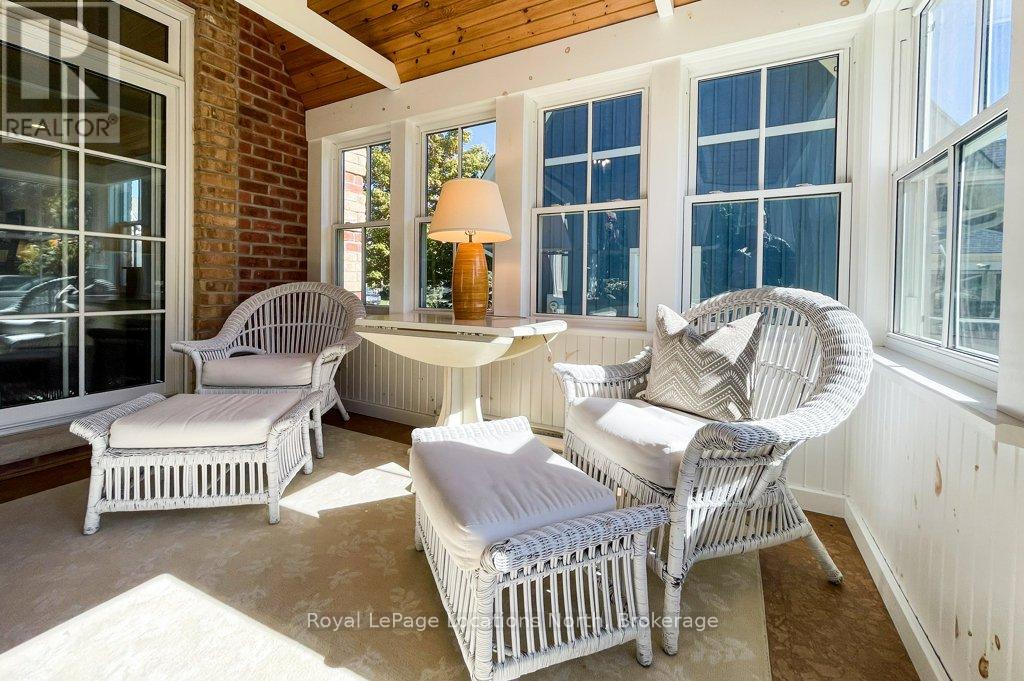 202 Snowbridge Way, Blue Mountains, Ontario  L9Y 0V1 - Photo 14 - X12876606