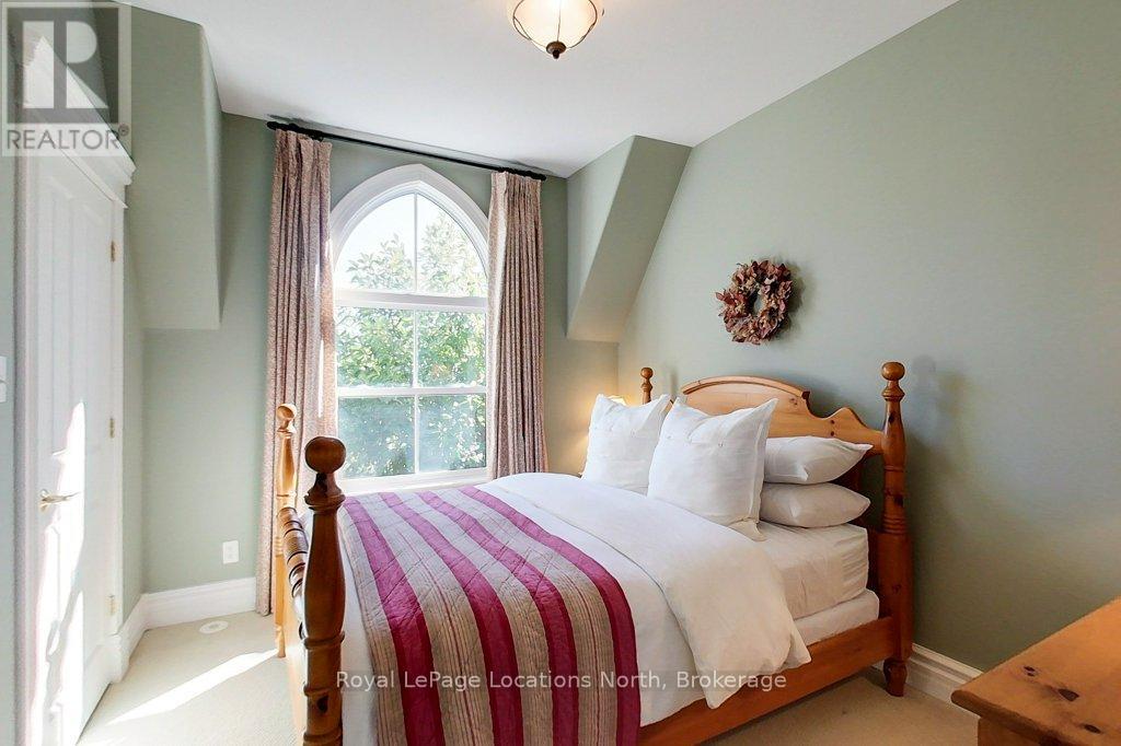 202 Snowbridge Way, Blue Mountains, Ontario  L9Y 0V1 - Photo 22 - X12876606