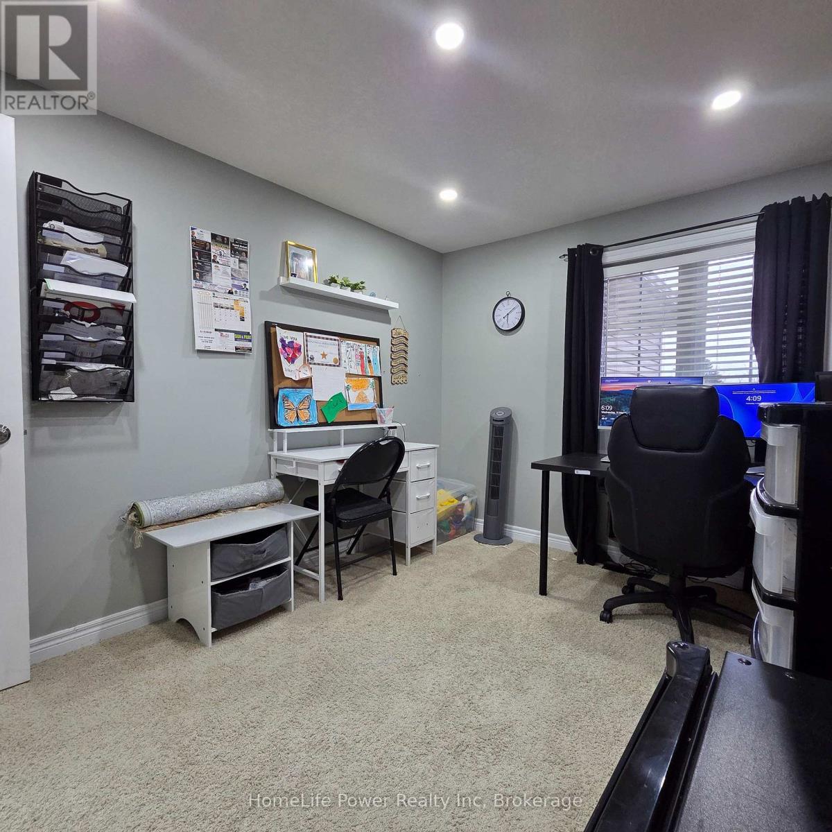 23 Schueller Street, Kitchener, Ontario  N2K 3W1 - Photo 22 - X12876636