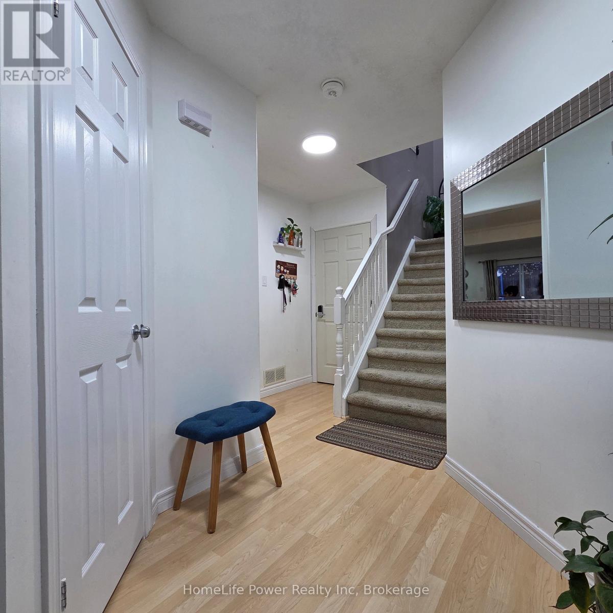 23 Schueller Street, Kitchener, Ontario  N2K 3W1 - Photo 6 - X12876636