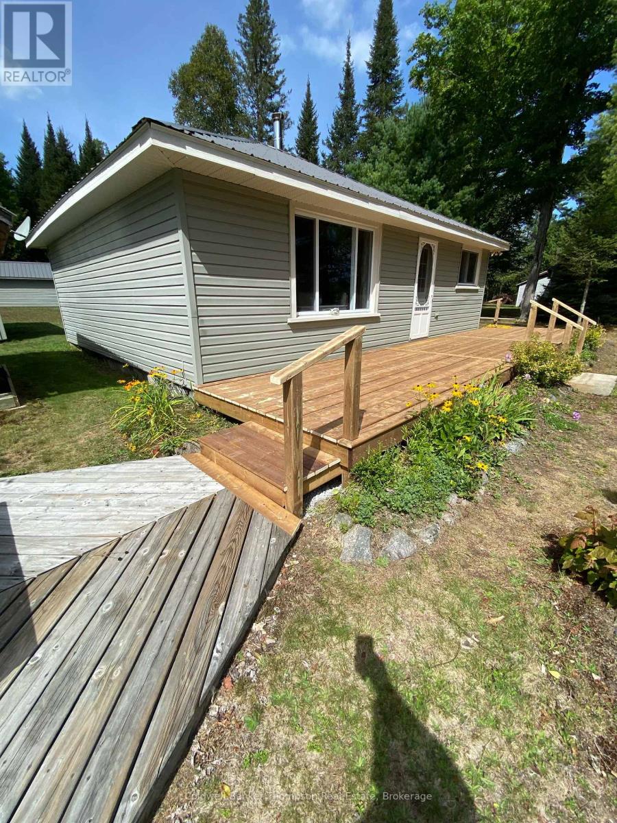 105 Pineaire Lane, Perry, Ontario  P0A 1M0 - Photo 1 - X12876712