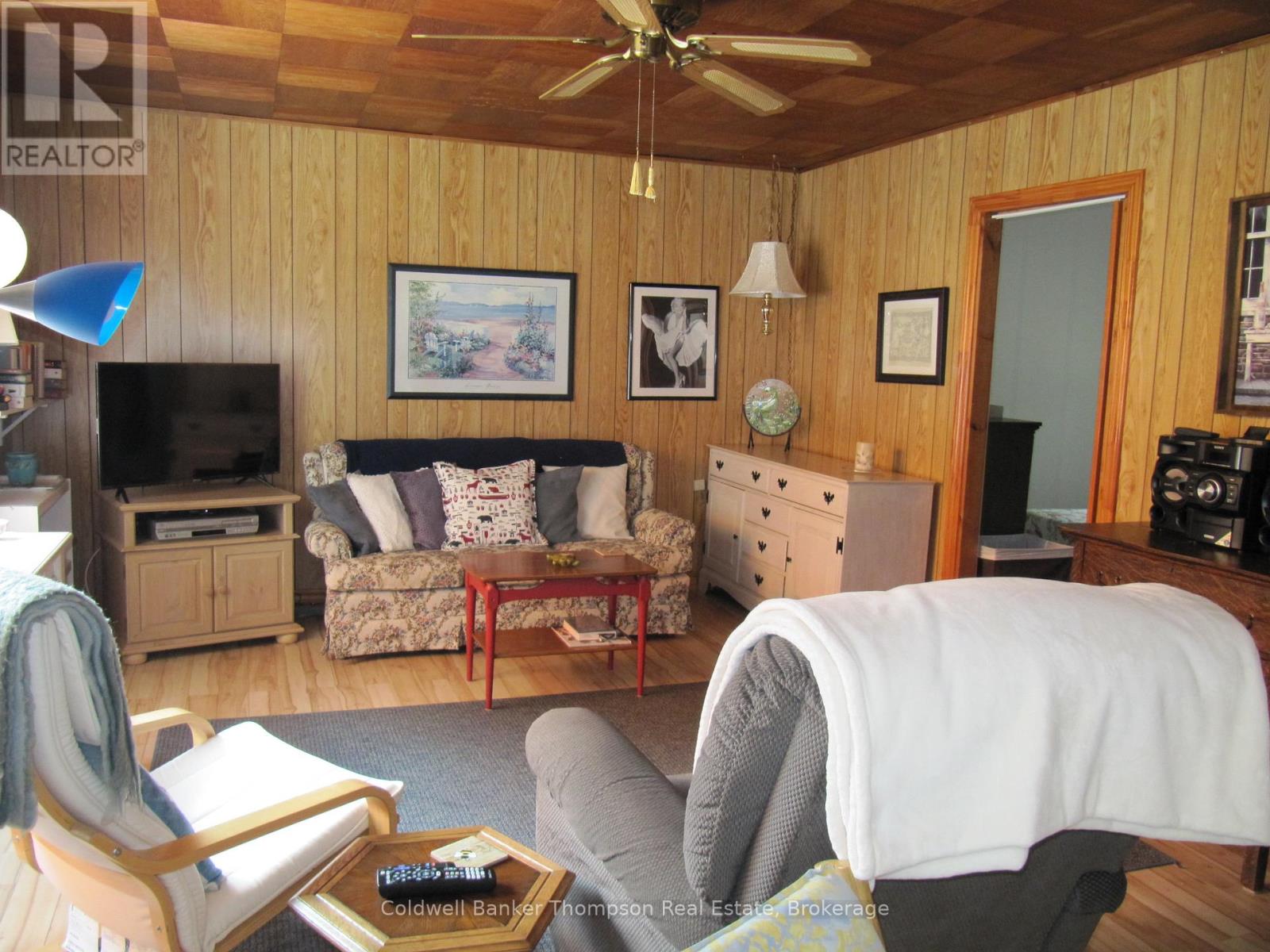 105 Pineaire Lane, Perry, Ontario  P0A 1M0 - Photo 8 - X12876712