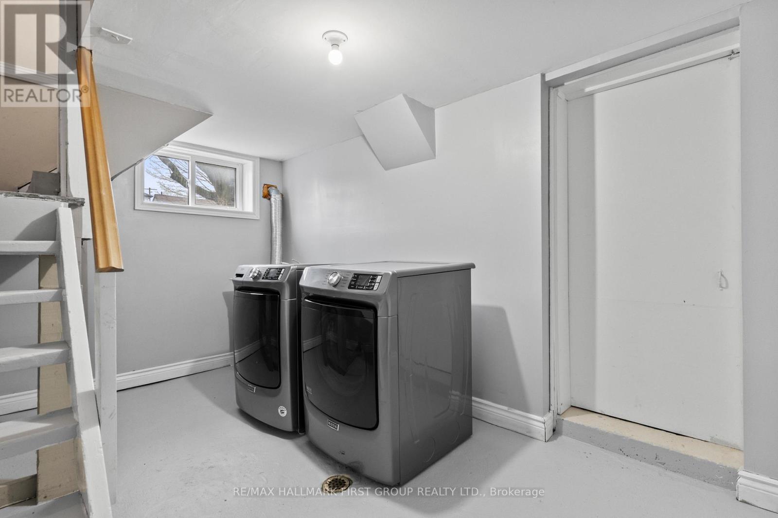 107 Maple Street W, Whitby (Downtown Whitby), Ontario  L1N 2Z8 - Photo 27 - E12876656